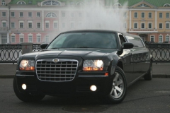 Крайслер 300С (black)